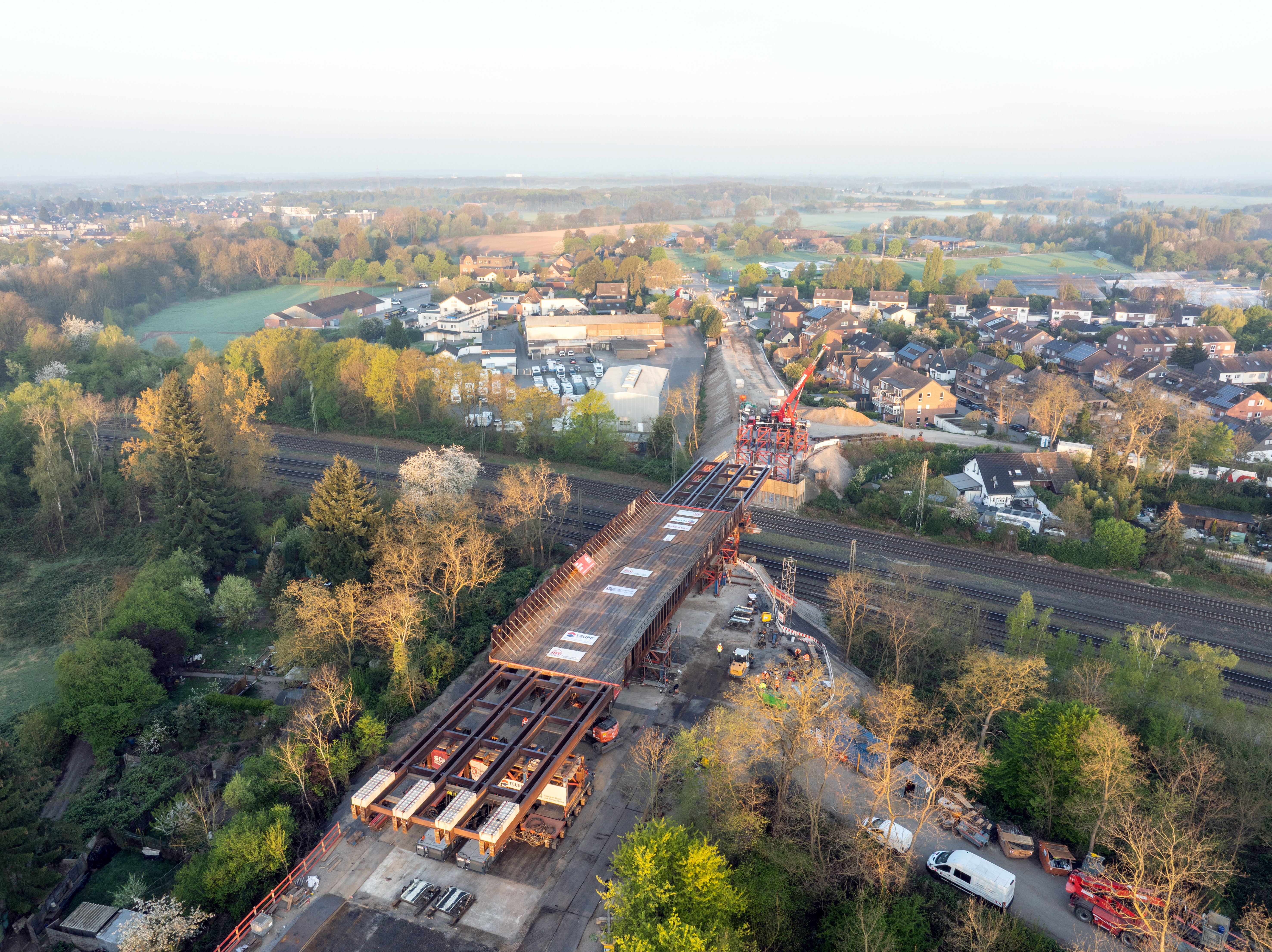 Überbau vor dem Verschub Überbau vor dem Verschub