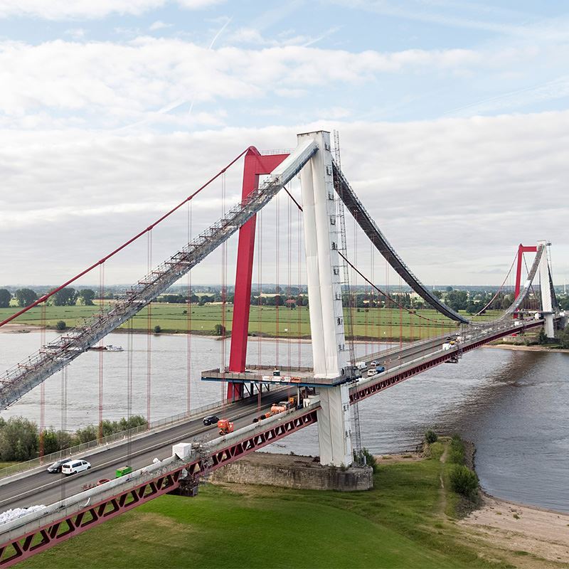 Baustelle an der Rheinbrücke Emmerich Baustelle an der Rheinbrücke Emmerich